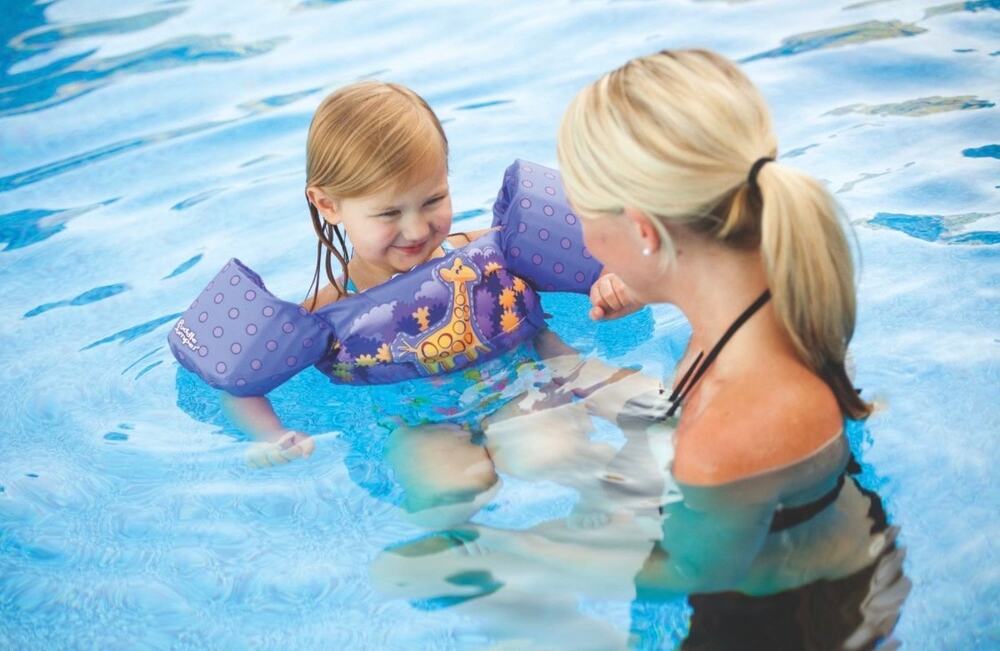 Stearns Floatation Giraffe toddler life jacket for pools swimming swim safety